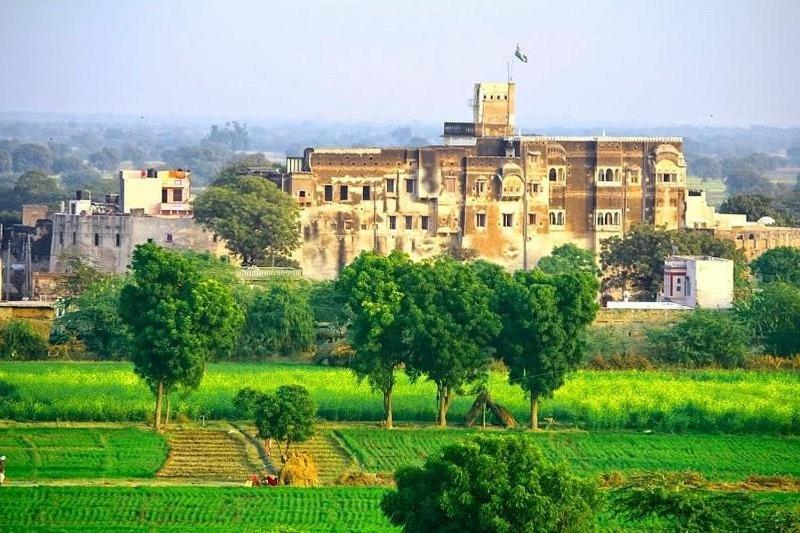 ฟอร์ท บาร์ลิ โฮเต็ล Hotel Barli ภายนอก รูปภาพ