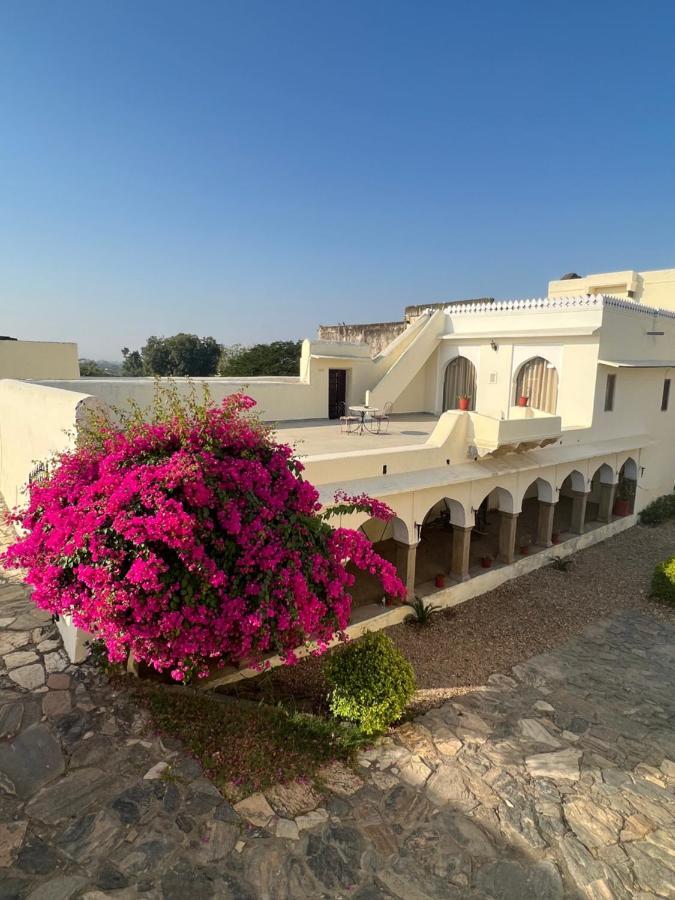 ฟอร์ท บาร์ลิ โฮเต็ล Hotel Barli ภายนอก รูปภาพ