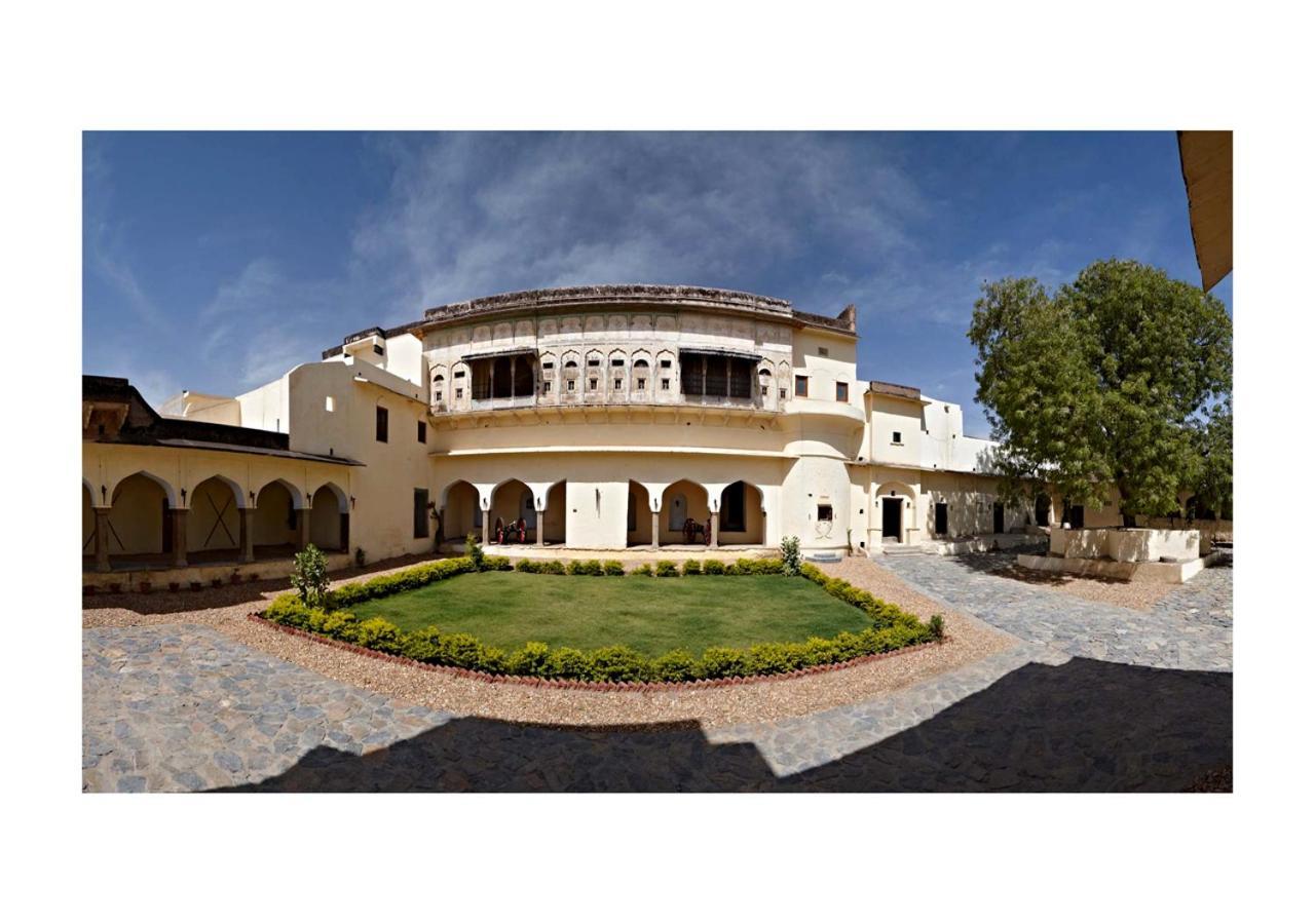ฟอร์ท บาร์ลิ โฮเต็ล Hotel Barli ภายนอก รูปภาพ